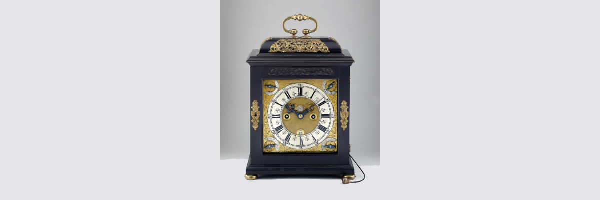 table clocks for sale button
